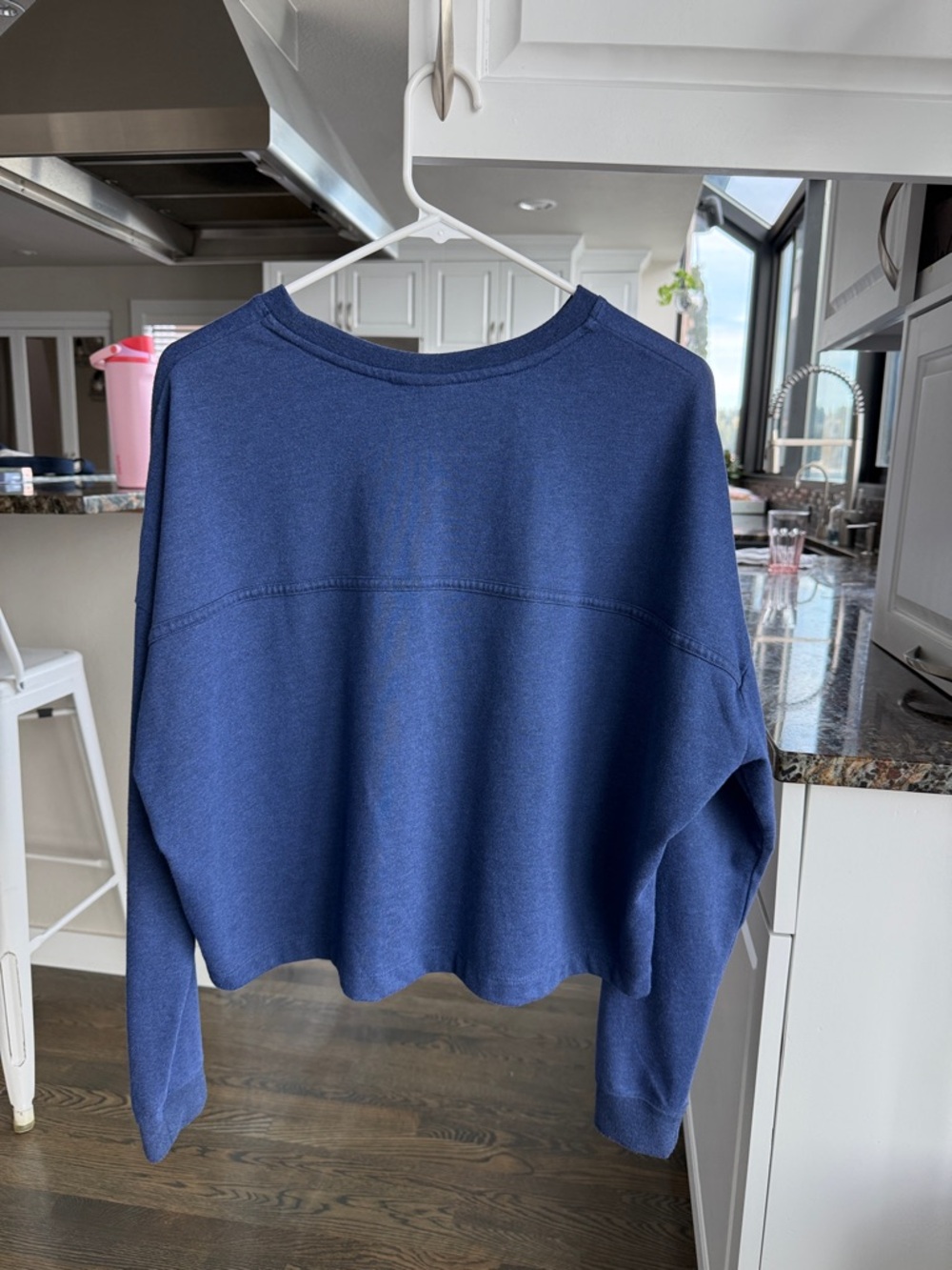 Nike Navy Blue Long-Sleeve Cropped Crewneck Light Sweatshirt size Large nwot - Picture 5 of 8